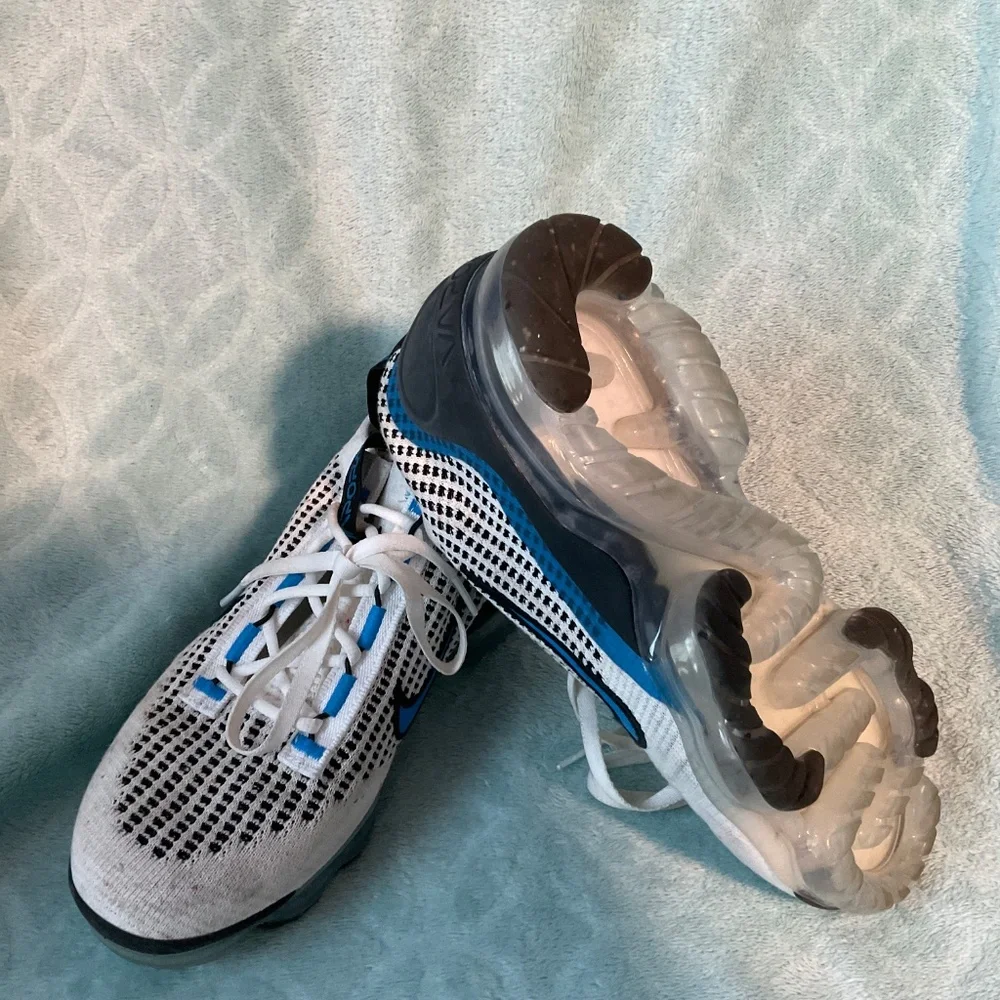 Nike (Youth) Size 6 VapoMax